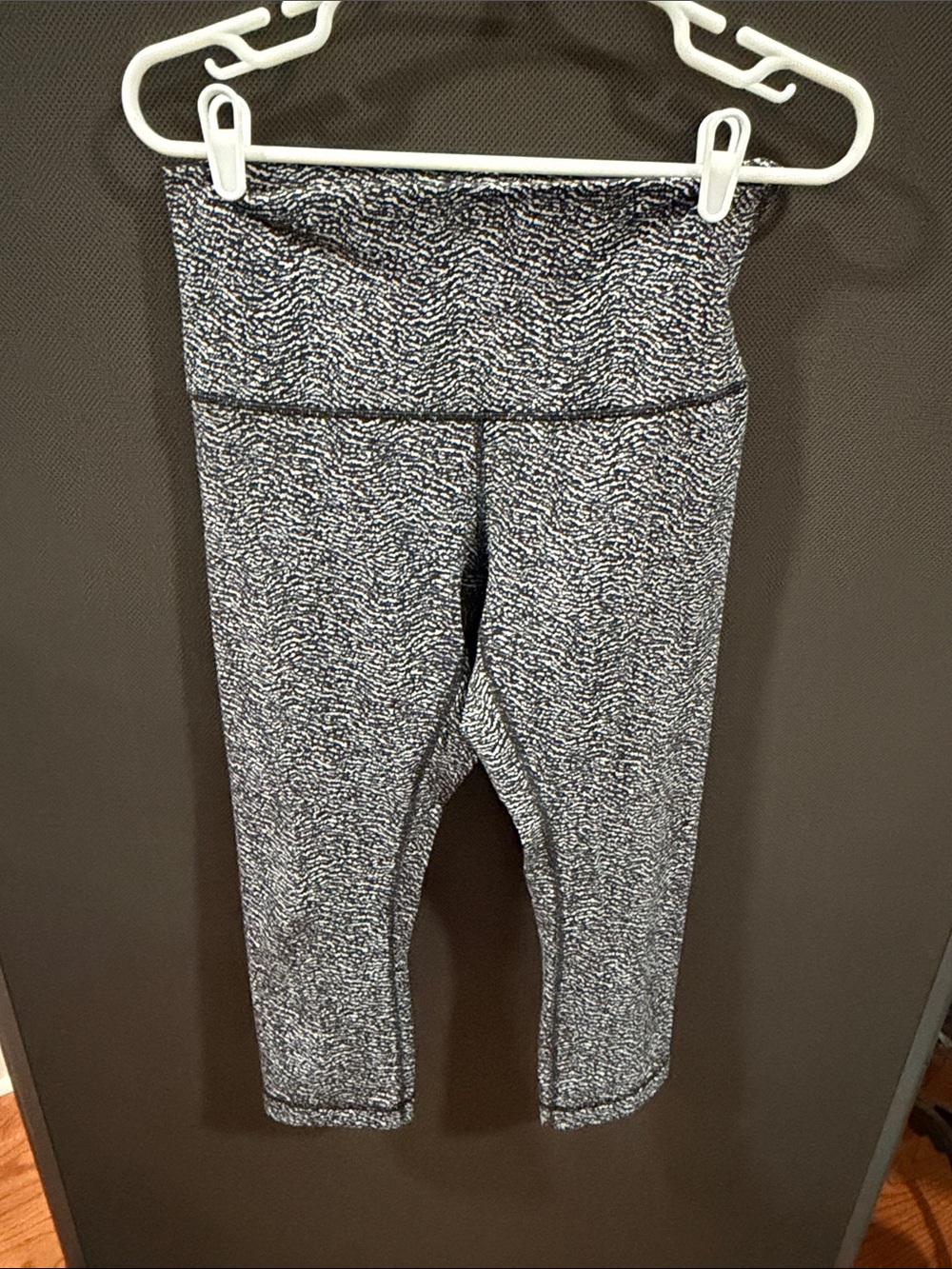 Lululemon legging size 10